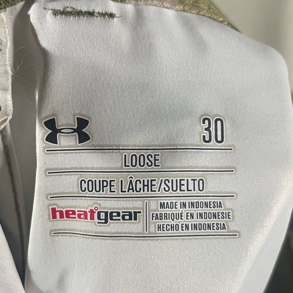 Under Armour Camo Board Shorts Iron Heat Gear Mens Size 30 - Picture 5 of 8